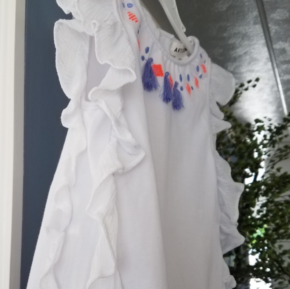 White Girls Top and Denim Shorts - Picture 4 of 5